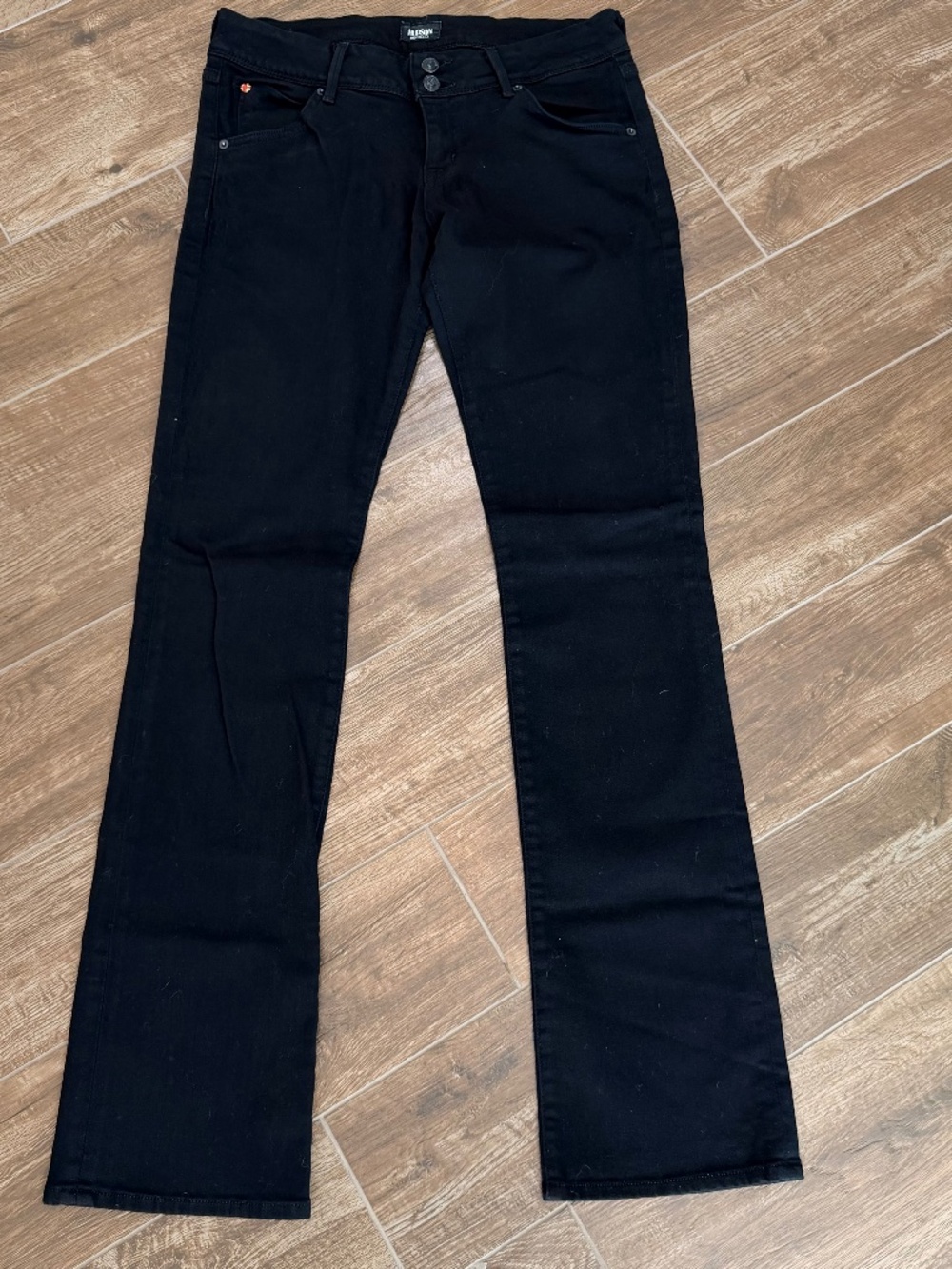 Hudson Straight leg, black, Signature triangle button back pockets,  size 29